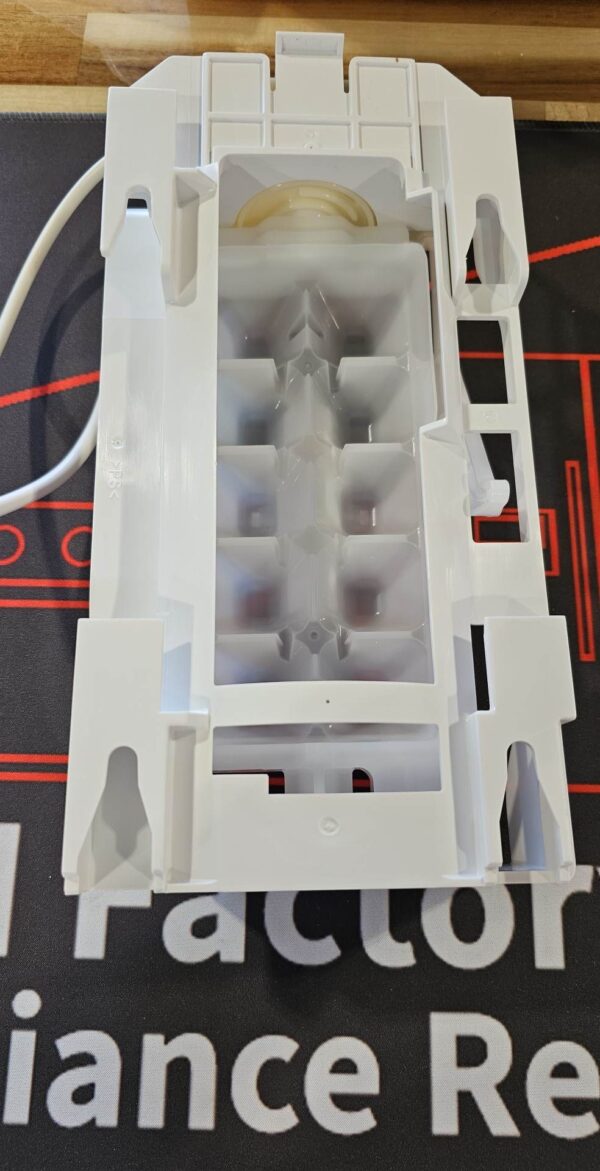 243297613 - ICE MAKER - Image 2